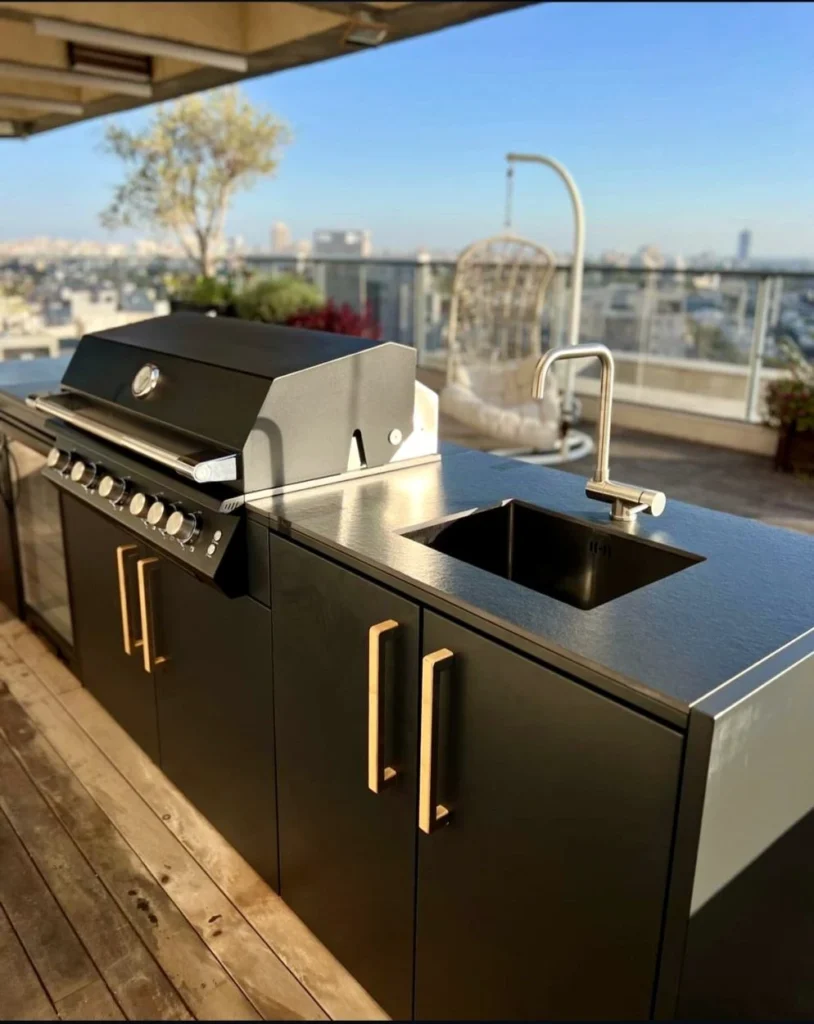 Brabura Grill - Waschbecken mit Wasserhahn